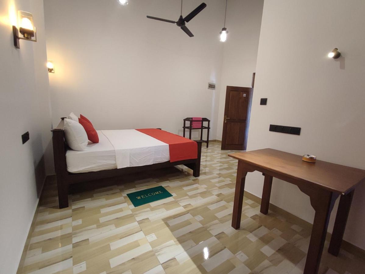 Sara Place Tangalle Buitenkant foto