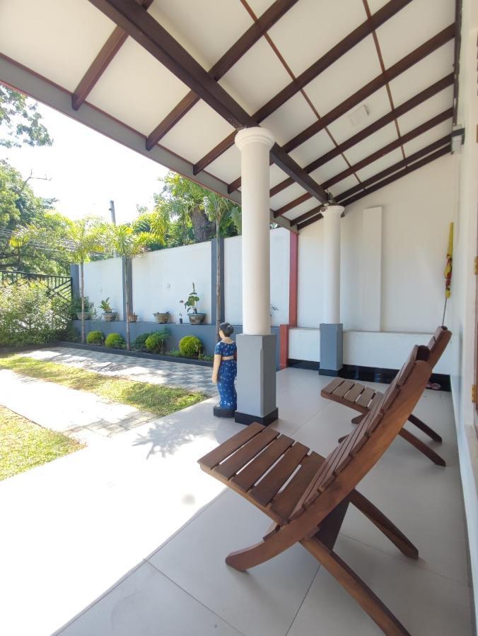 Sara Place Tangalle Buitenkant foto