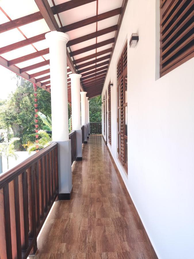 Sara Place Tangalle Buitenkant foto
